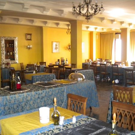 Hotel Corallo مونتيكاتيني تيرمي المظهر الخارجي الصورة