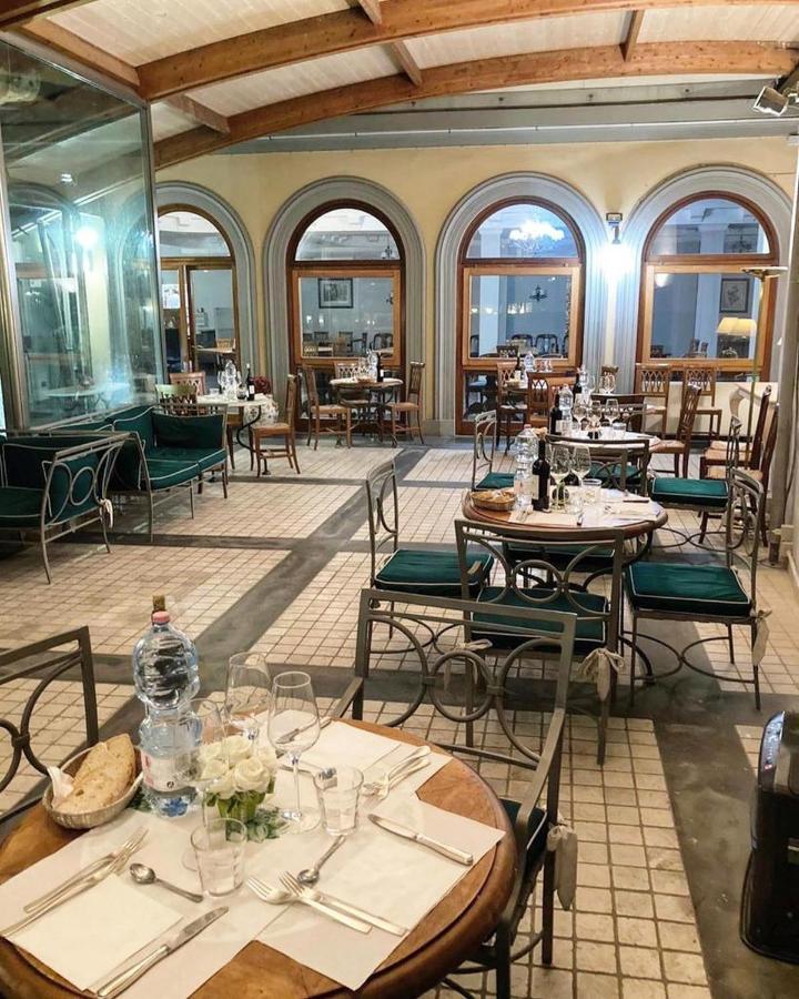 Hotel Corallo مونتيكاتيني تيرمي المظهر الخارجي الصورة