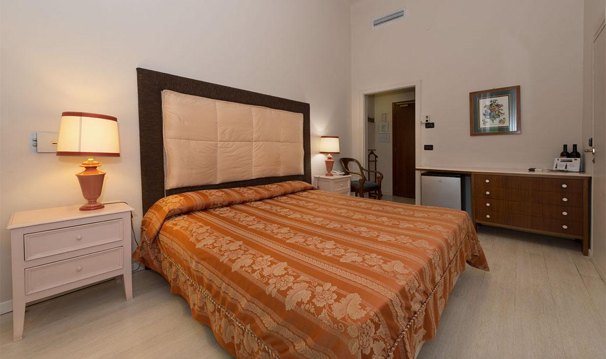 Hotel Corallo مونتيكاتيني تيرمي المظهر الخارجي الصورة