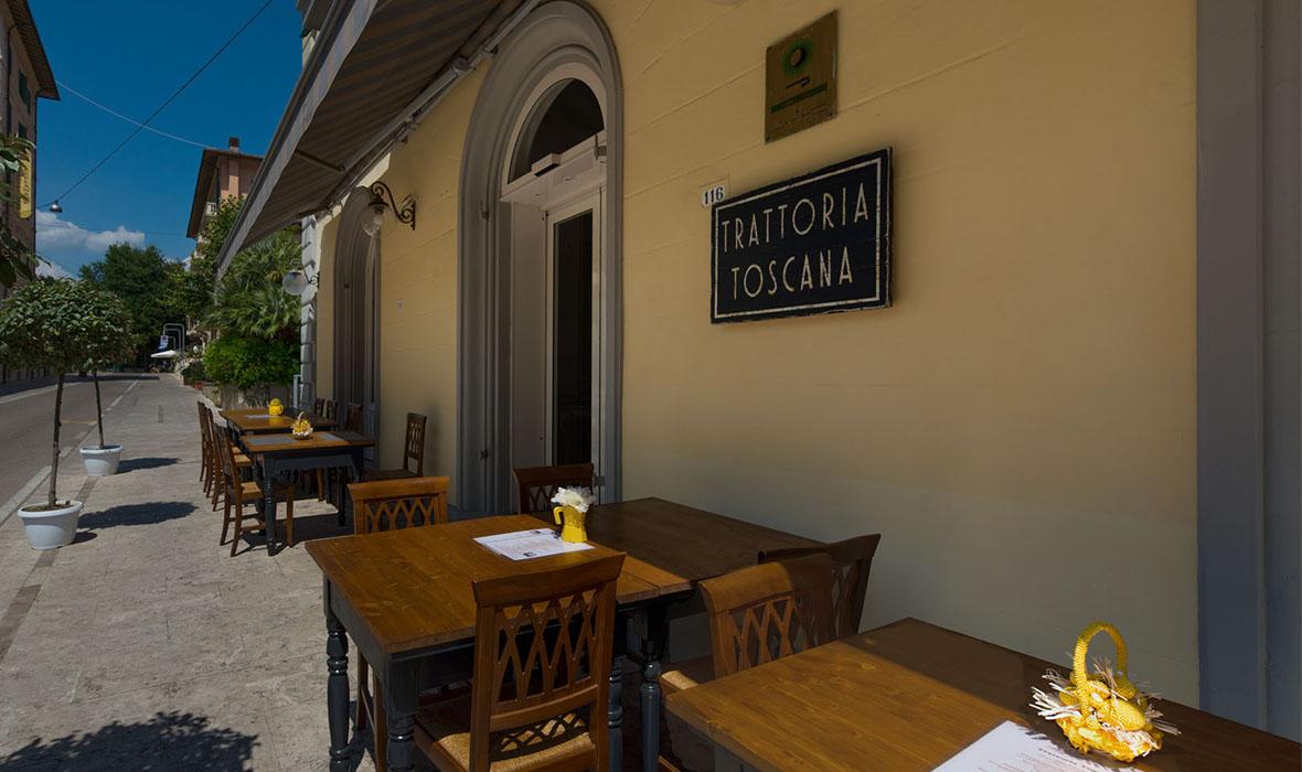 Hotel Corallo مونتيكاتيني تيرمي المظهر الخارجي الصورة