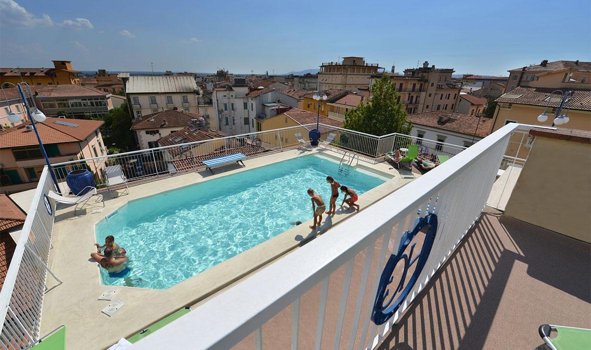 Hotel Corallo مونتيكاتيني تيرمي المظهر الخارجي الصورة