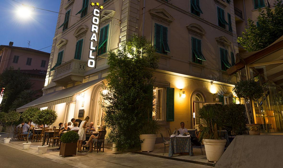 Hotel Corallo مونتيكاتيني تيرمي المظهر الخارجي الصورة