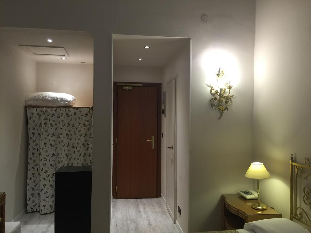 Hotel Corallo مونتيكاتيني تيرمي المظهر الخارجي الصورة