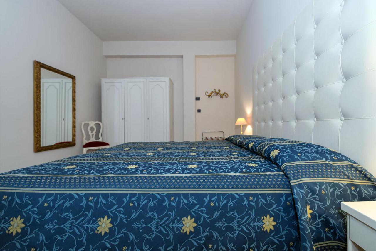 Hotel Corallo مونتيكاتيني تيرمي المظهر الخارجي الصورة