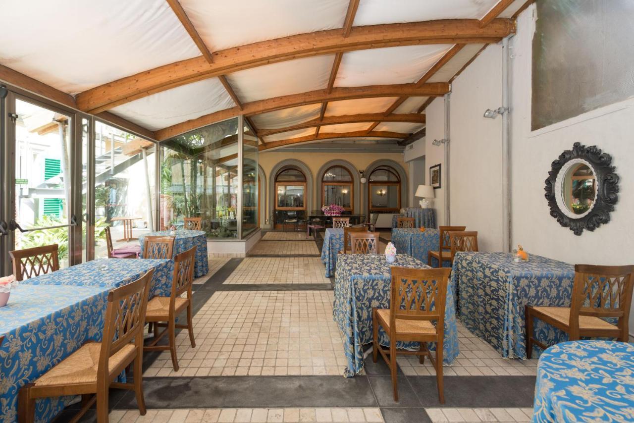 Hotel Corallo مونتيكاتيني تيرمي المظهر الخارجي الصورة