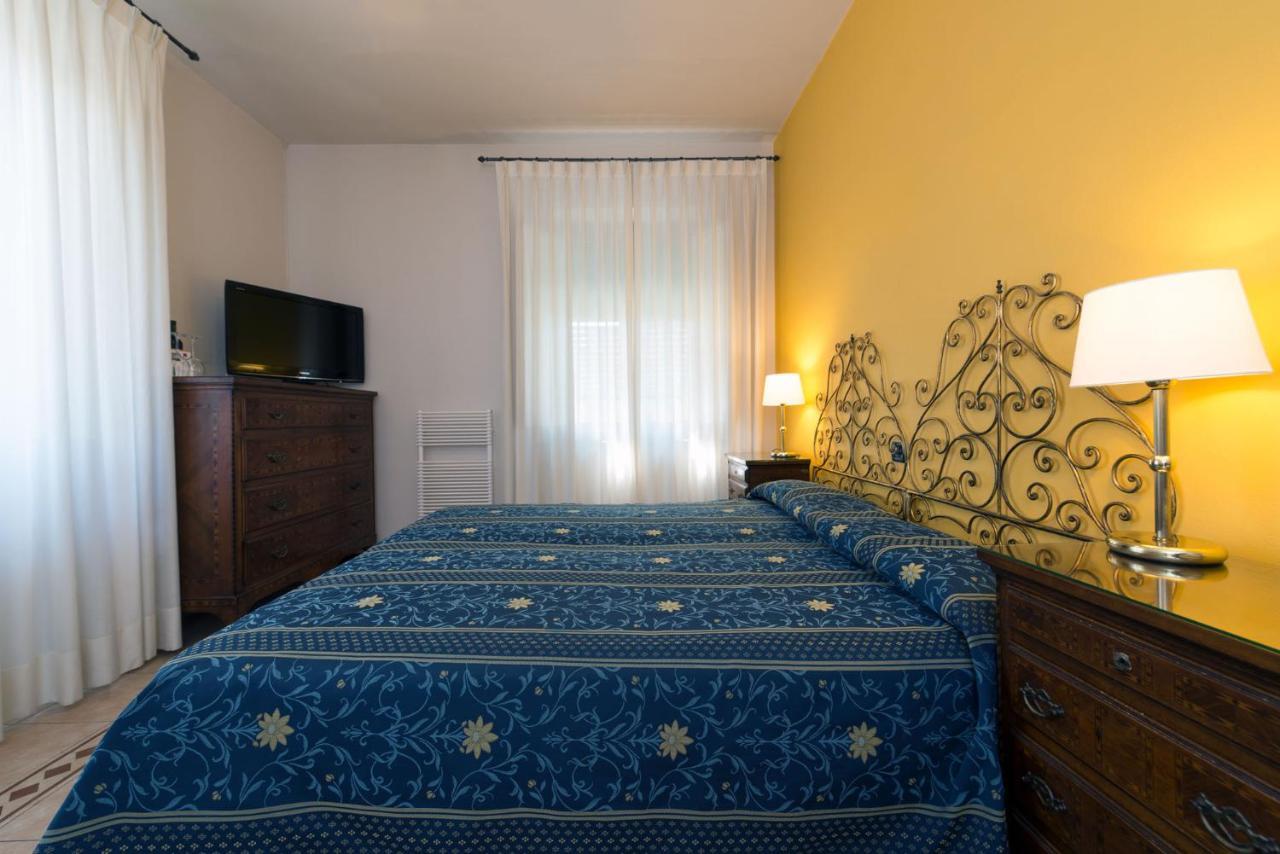Hotel Corallo مونتيكاتيني تيرمي المظهر الخارجي الصورة
