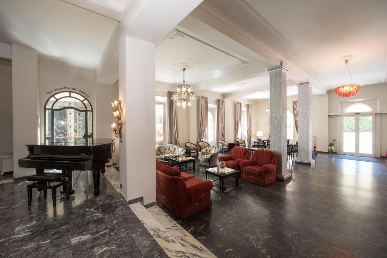 Hotel Corallo مونتيكاتيني تيرمي المظهر الخارجي الصورة