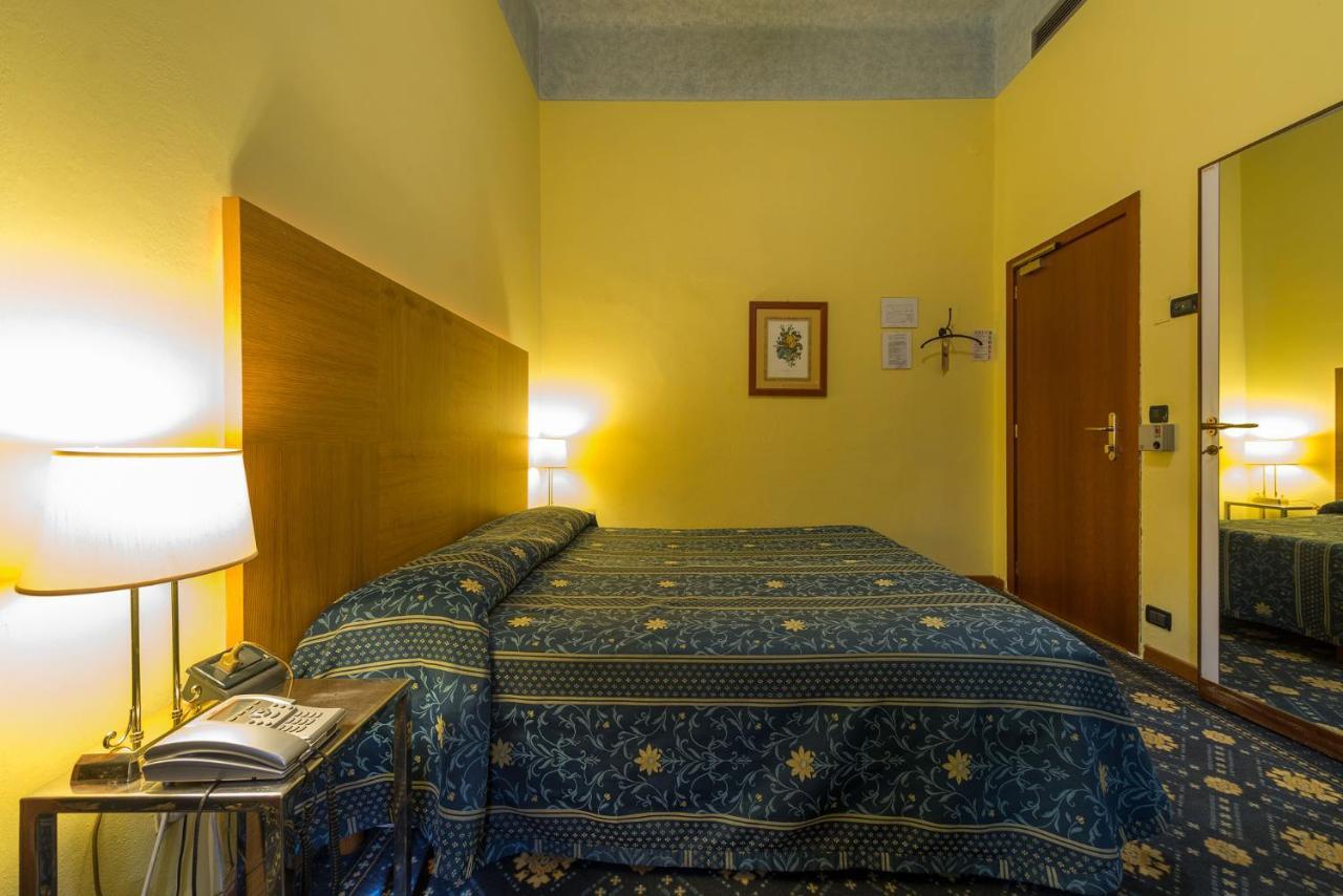 Hotel Corallo مونتيكاتيني تيرمي المظهر الخارجي الصورة